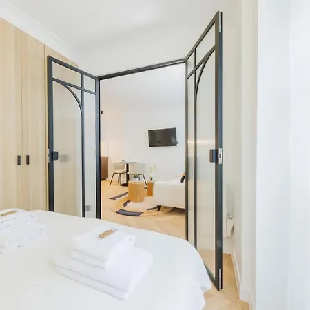 Premium-charming - 1 Bedroom - Saint-lazare - Opera, 8th Arrondissement Apartment Paris